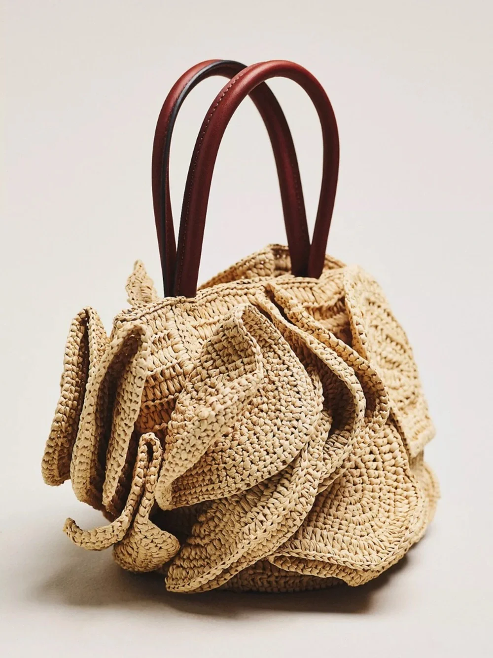 FARM RIO Farm Rio Raffia Floral Shoulder Bag - Picture 2 of 3